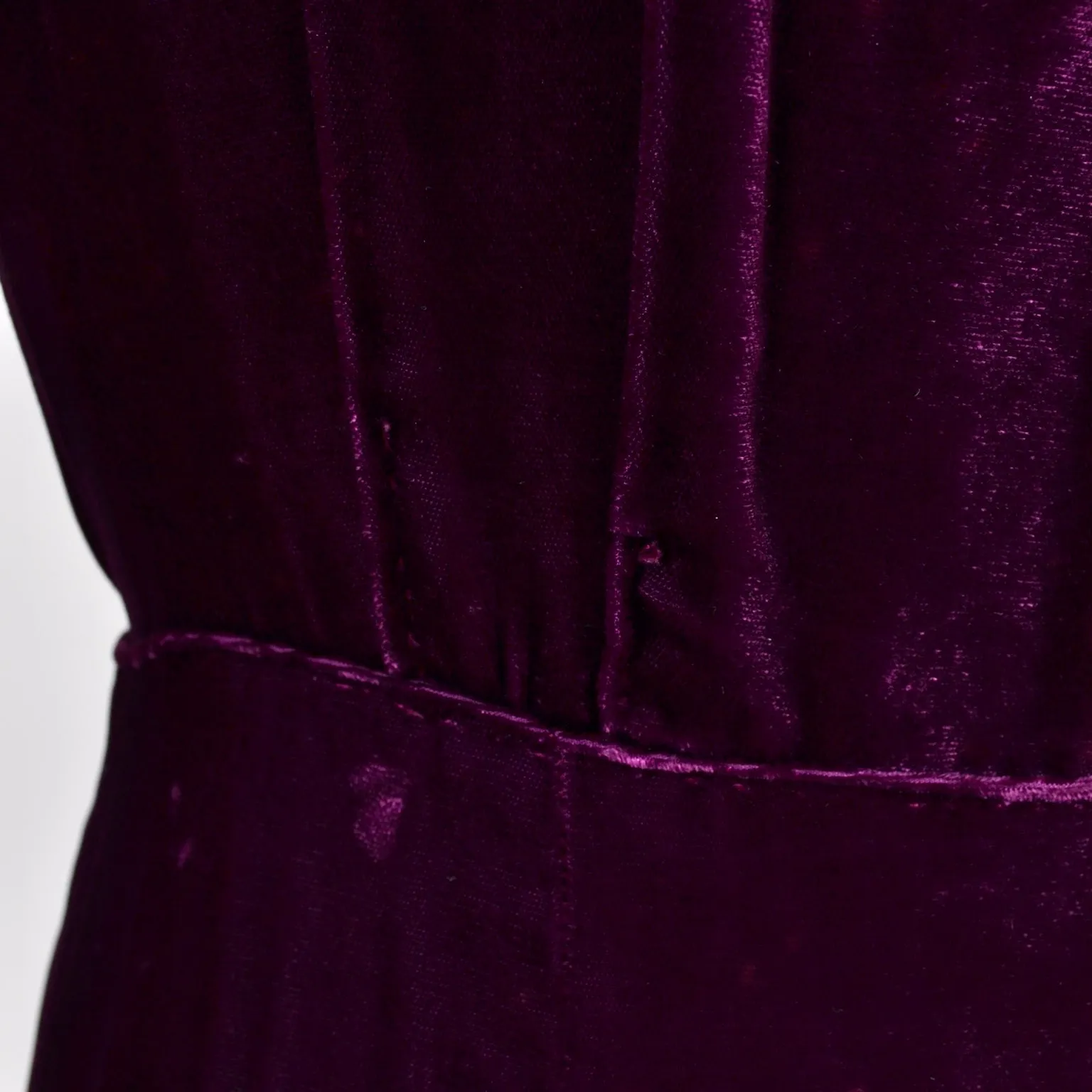 1930s Vintage Dress in Burgundy Red/Purple Silk Velvet Extra Large