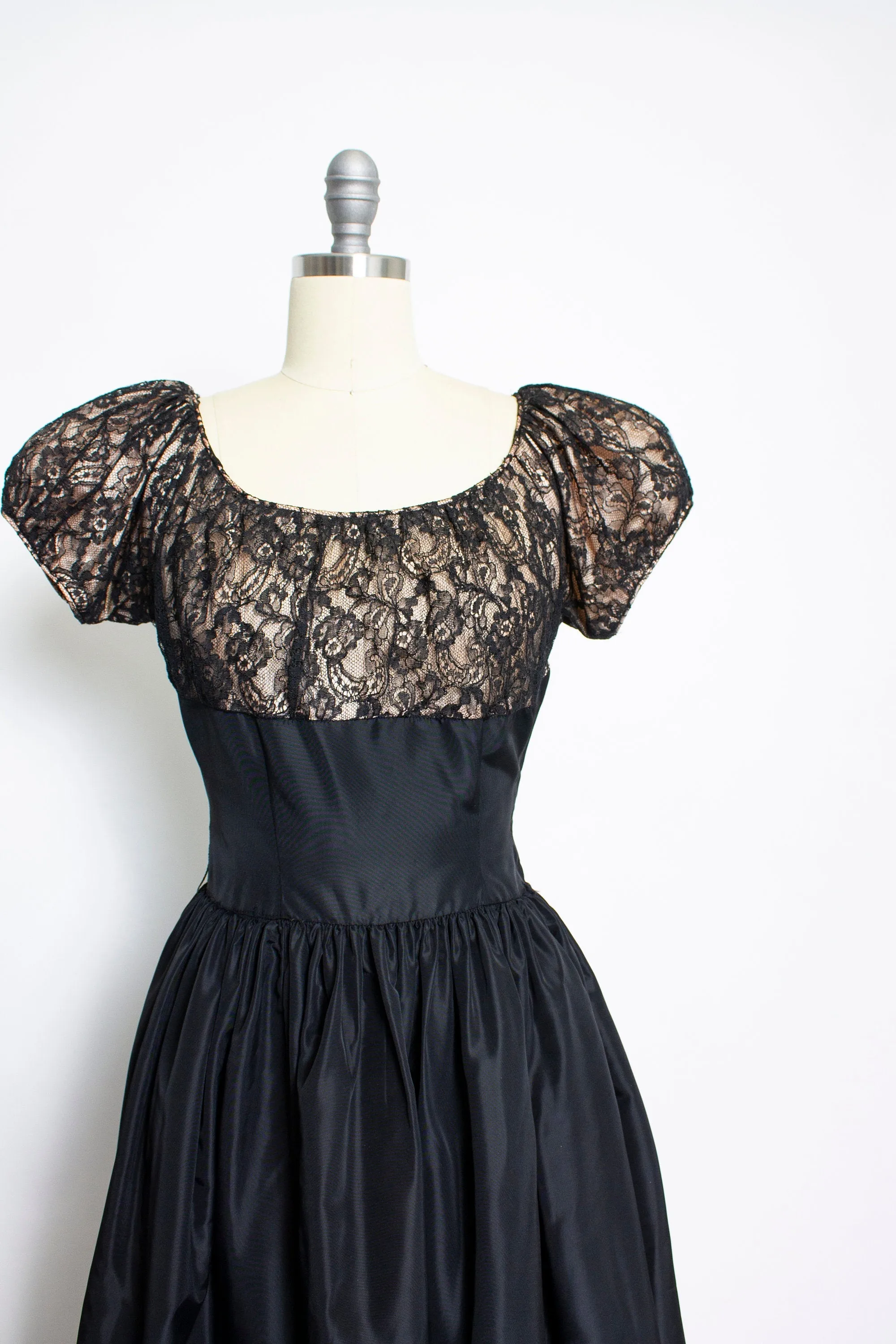 1940s Dress Black Lace Full Skirt Gown Small