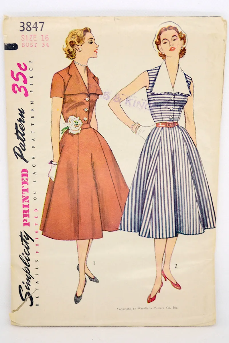 1952 Simplicity 3847 Vintage Dress Sewing Pattern w Detachable Wide Collar