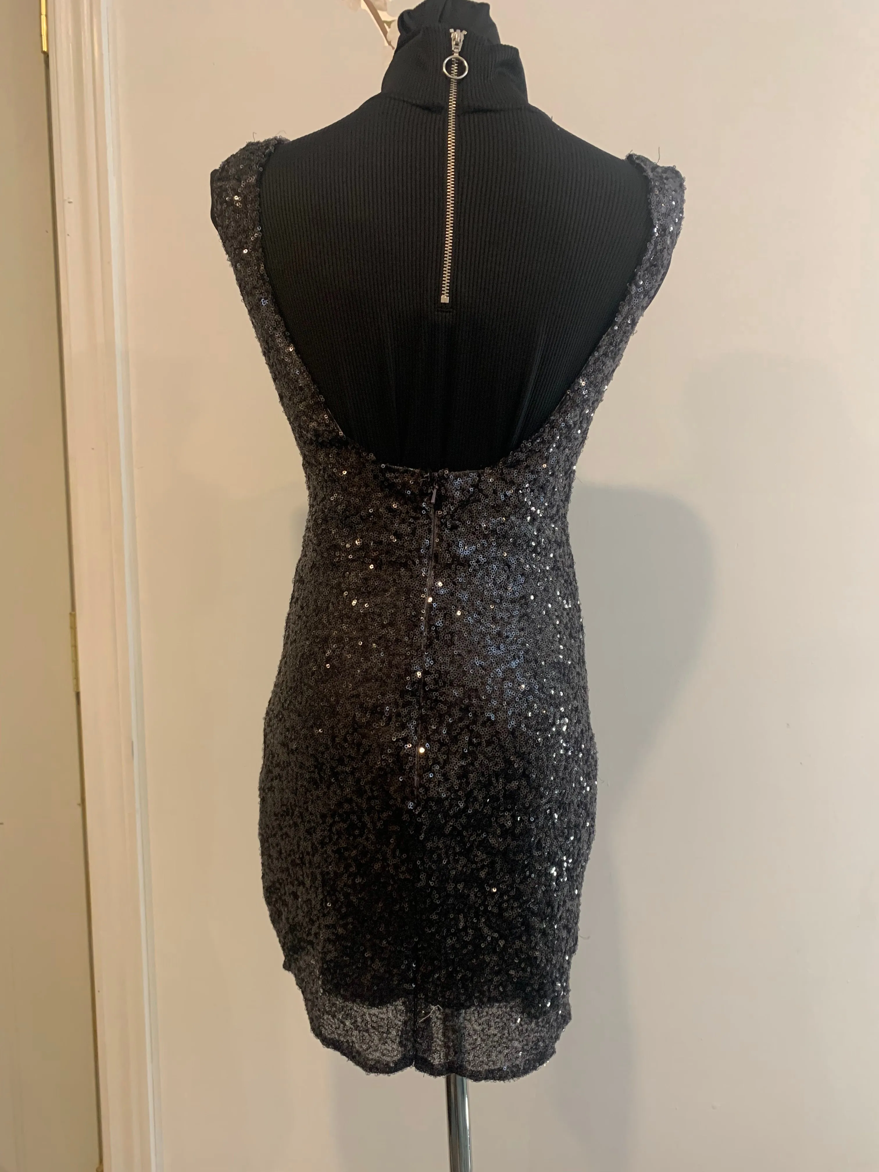 Dress 4778: Short Black Sequin Dress waist 26