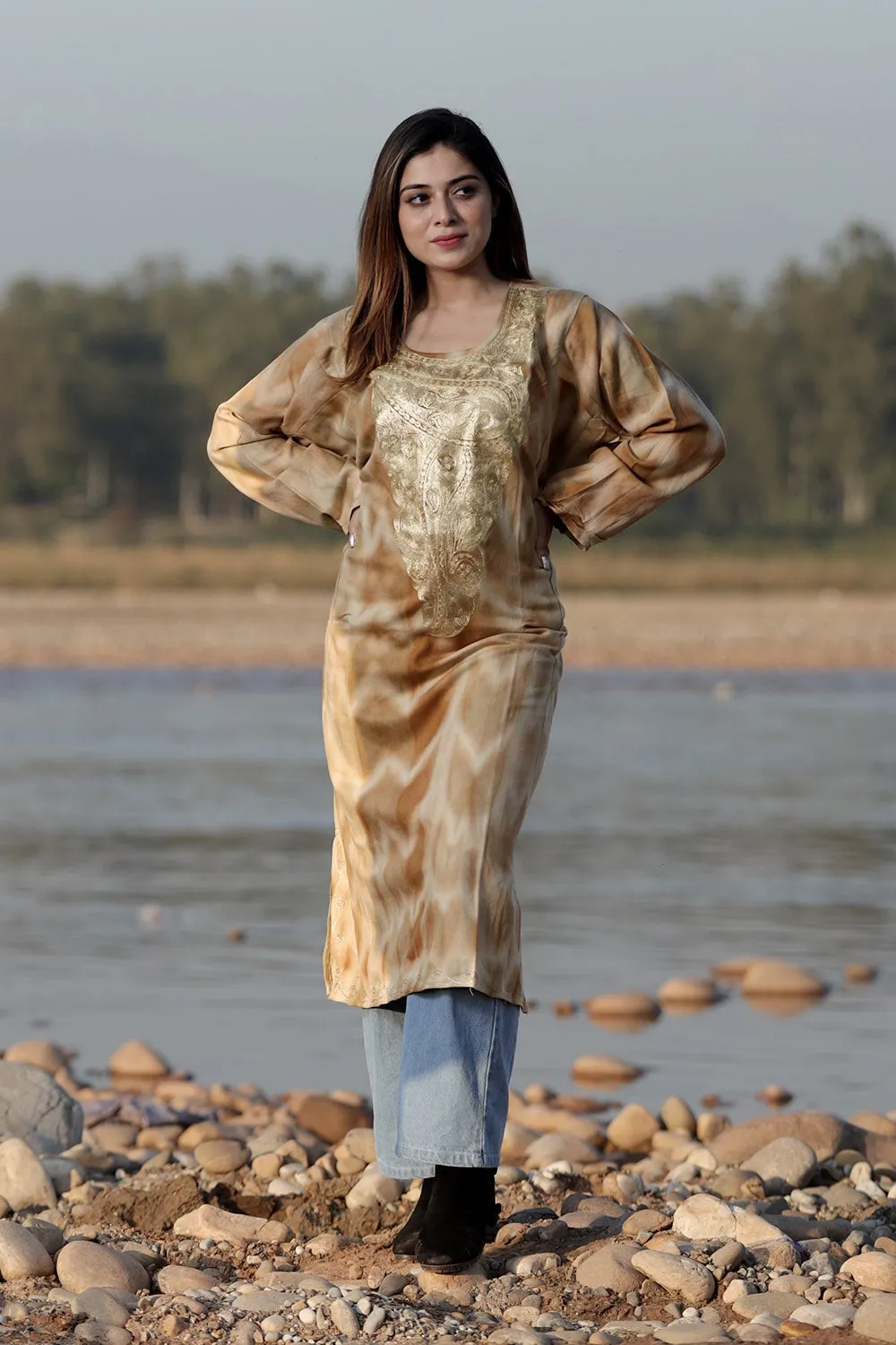 EXOTIC BROWN COLOUR TIE-DYE Aari Tilla Work Embroidered Phiran Enriched Designer Neckline Pattern