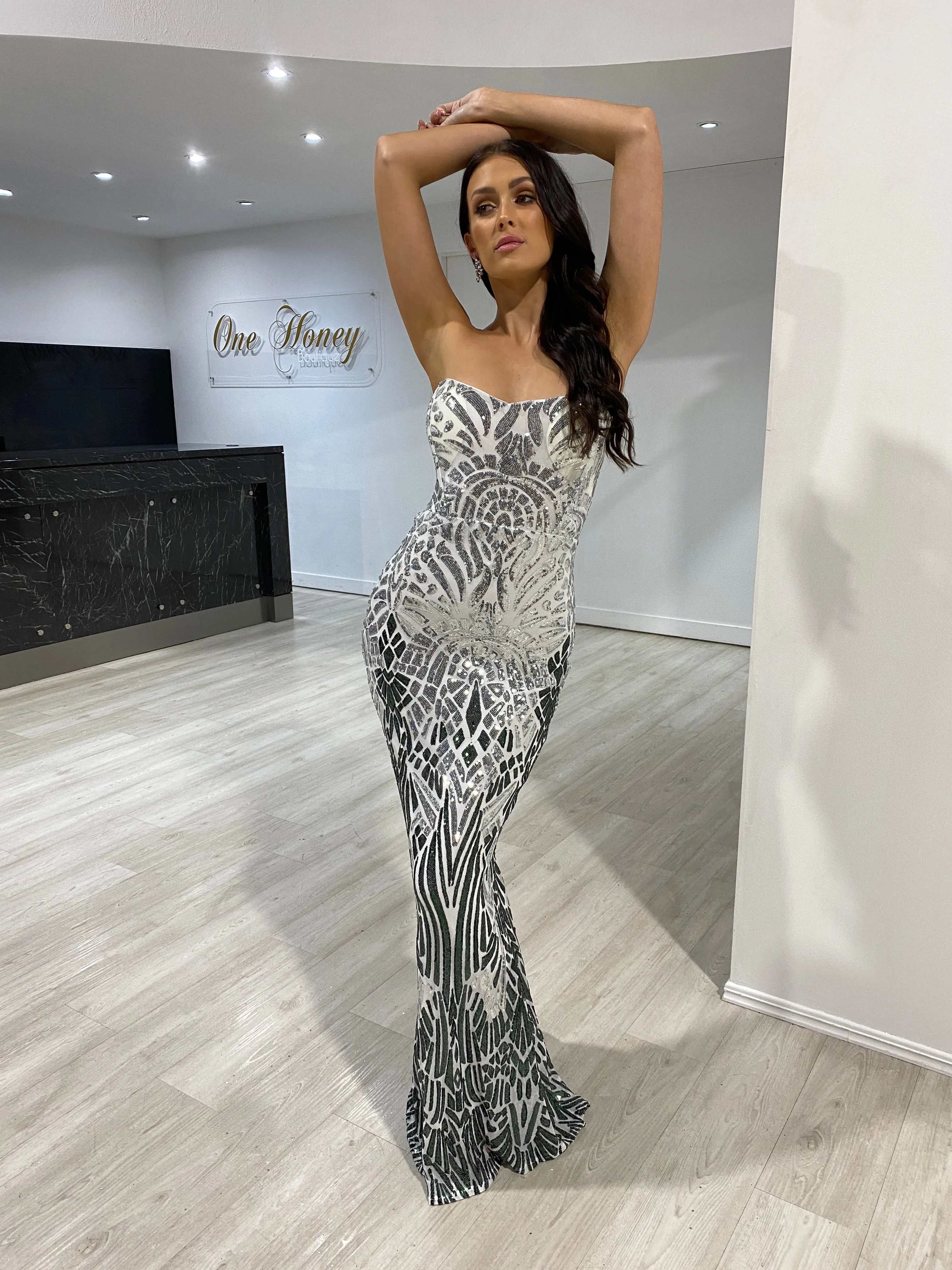 Honey Couture CIENNA White Silver & Black Lace Up Mermaid Formal Dress