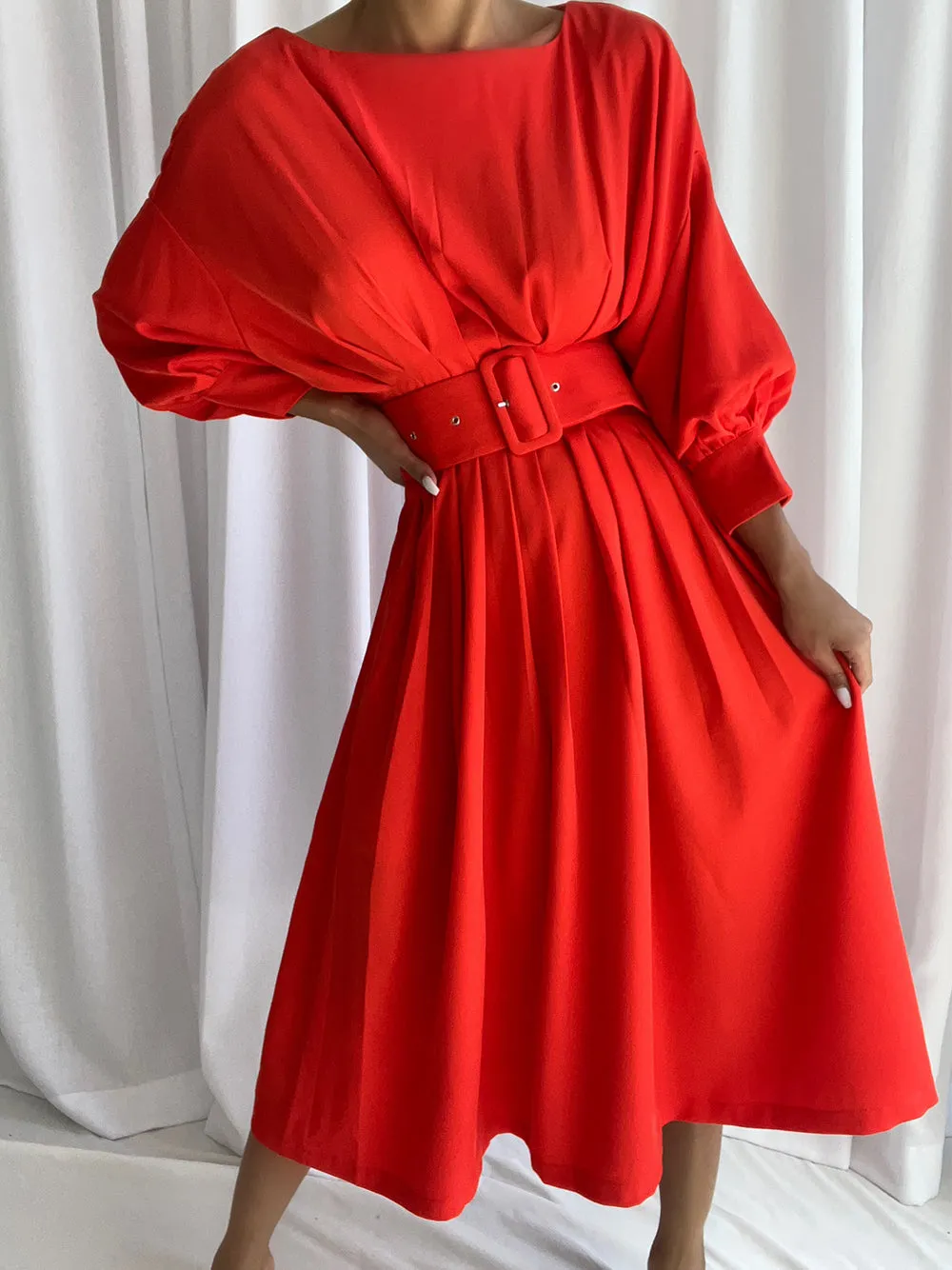 TAMI Midi Dress in Red